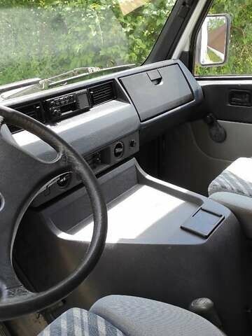 Белый Мерседес MB-Class, объемом двигателя 2.4 л и пробегом 220 тыс. км за 2500 $, фото 16 на Automoto.ua