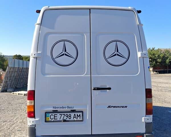 Белый Мерседес MB-Class, объемом двигателя 2.87 л и пробегом 40 тыс. км за 9500 $, фото 19 на Automoto.ua