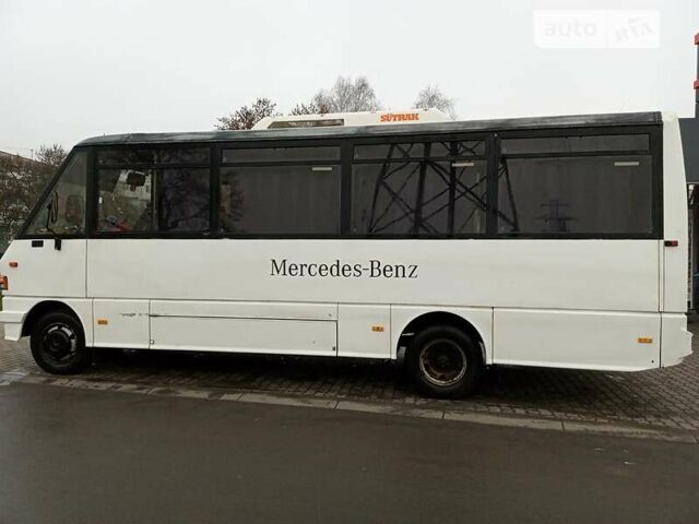 Белый Мерседес MB-Class, объемом двигателя 4 л и пробегом 100 тыс. км за 11000 $, фото 8 на Automoto.ua