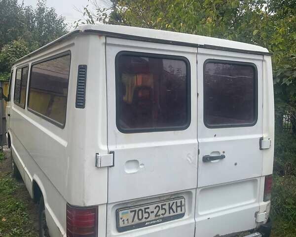 Білий Мерседес MB-Class, об'ємом двигуна 2.4 л та пробігом 450 тис. км за 3000 $, фото 1 на Automoto.ua
