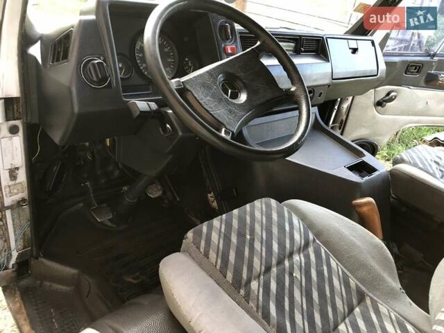 Білий Мерседес MB-Class, об'ємом двигуна 2.4 л та пробігом 1 тис. км за 1750 $, фото 4 на Automoto.ua