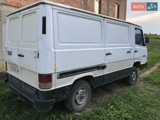 Білий Мерседес MB-Class, об'ємом двигуна 2.4 л та пробігом 1 тис. км за 1750 $, фото 3 на Automoto.ua
