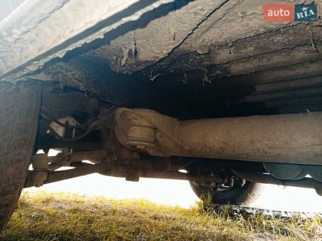 Мерседес MB-Class, об'ємом двигуна 2.4 л та пробігом 425 тис. км за 600 $, фото 5 на Automoto.ua