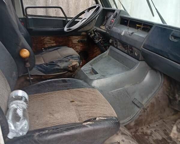 Мерседес MB-Class, об'ємом двигуна 2.4 л та пробігом 425 тис. км за 600 $, фото 3 на Automoto.ua