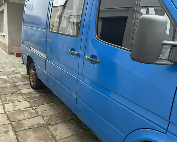 Синий Мерседес MB-Class, объемом двигателя 2.3 л и пробегом 900 тыс. км за 5700 $, фото 3 на Automoto.ua
