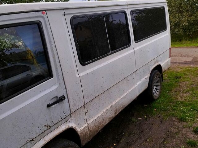 Мерседес МБ100, объемом двигателя 2.4 л и пробегом 0 тыс. км за 1600 $, фото 12 на Automoto.ua