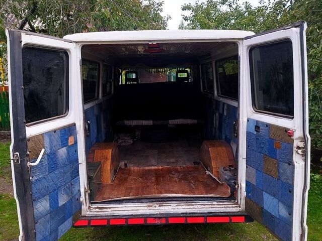 Мерседес МБ100, объемом двигателя 2.4 л и пробегом 0 тыс. км за 1600 $, фото 5 на Automoto.ua