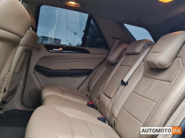 Черный Мерседес МЛ 250, объемом двигателя 2.2 л и пробегом 122 тыс. км за 26799 $, фото 22 на Automoto.ua