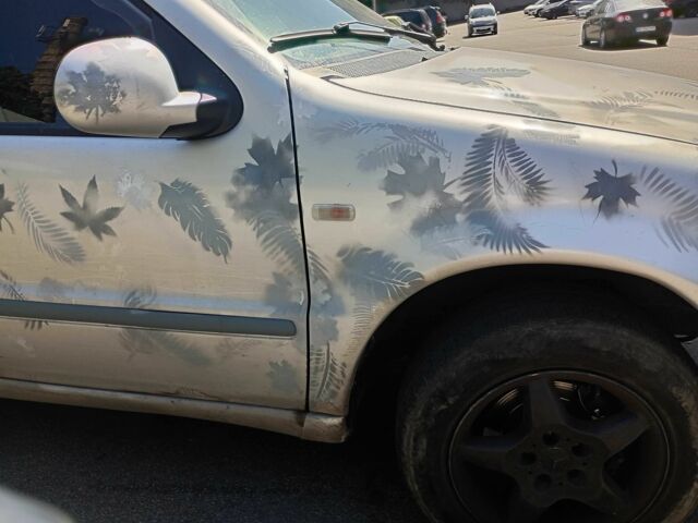 Серый Мерседес МЛ 320, объемом двигателя 3.2 л и пробегом 515 тыс. км за 3950 $, фото 7 на Automoto.ua