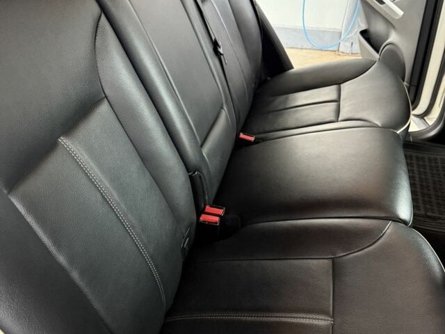 Мерседес МЛ 350 2011 у Запоріжжя на Automoto.ua Білий Мерседес МЛ 350, об'ємом двигуна 3 л та пробігом 356 тис. км за 16000 $, фото 8 на Automoto.ua