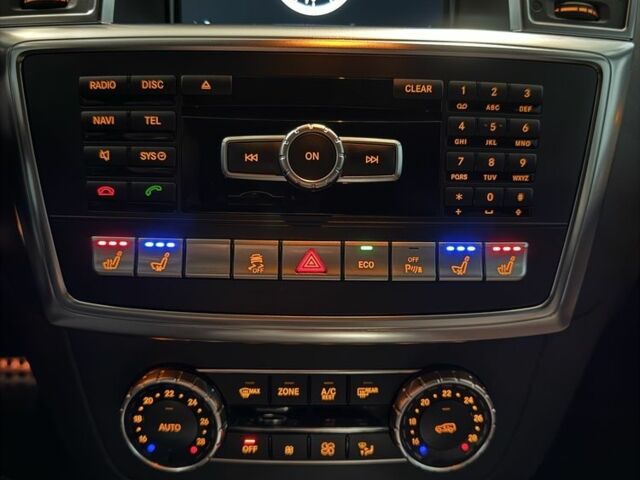 Білий Мерседес МЛ 350, об'ємом двигуна 3 л та пробігом 197 тис. км за 28000 $, фото 18 на Automoto.ua