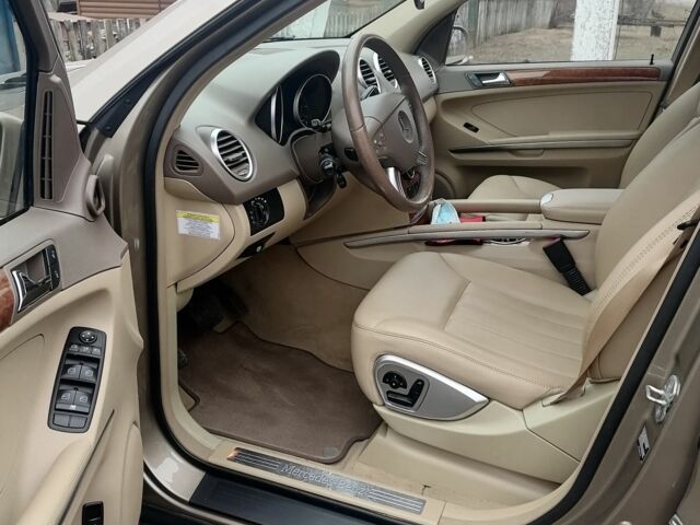 Бежевый Мерседес МЛ 350, объемом двигателя 3.5 л и пробегом 106 тыс. км за 13500 $, фото 10 на Automoto.ua