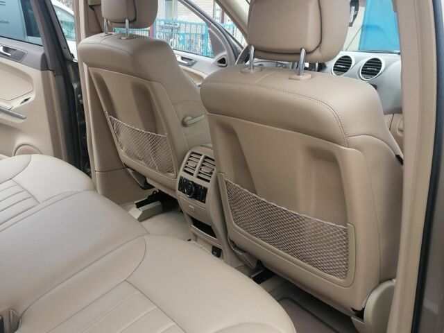 Бежевый Мерседес МЛ 350, объемом двигателя 3.5 л и пробегом 106 тыс. км за 13500 $, фото 13 на Automoto.ua