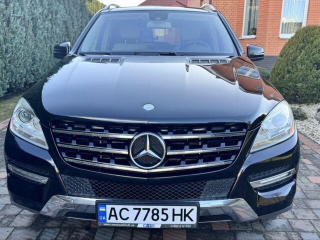 Чорний Мерседес МЛ 350, об'ємом двигуна 3 л та пробігом 184 тис. км за 18900 $, фото 4 на Automoto.ua