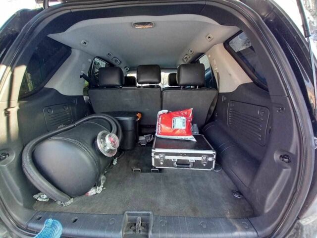 Черный Мерседес МЛ 350, объемом двигателя 3.7 л и пробегом 325 тыс. км за 5555 $, фото 22 на Automoto.ua