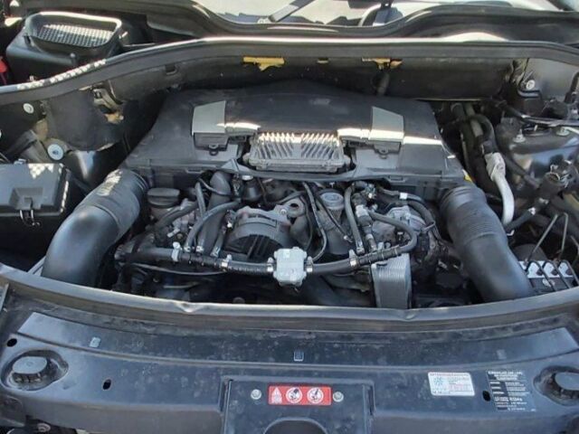 Чорний Мерседес МЛ 350, об'ємом двигуна 3.5 л та пробігом 132 тис. км за 14200 $, фото 5 на Automoto.ua