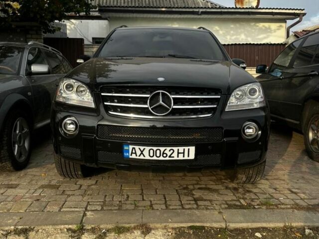 Чорний Мерседес МЛ 350, об'ємом двигуна 3.5 л та пробігом 270 тис. км за 10800 $, фото 9 на Automoto.ua
