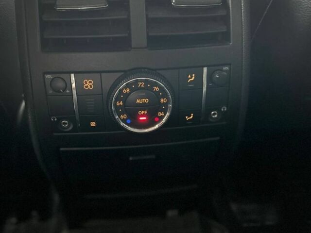 Чорний Мерседес МЛ 350, об'ємом двигуна 3.5 л та пробігом 276 тис. км за 10500 $, фото 11 на Automoto.ua