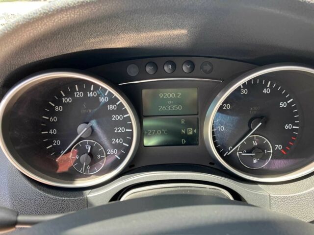 Мерседес МЛ 350 2008 у Броварах на Automoto.ua Чорний Мерседес МЛ 350, об'ємом двигуна 3.5 л та пробігом 163 тис. км за 11000 $, фото 19 на Automoto.ua