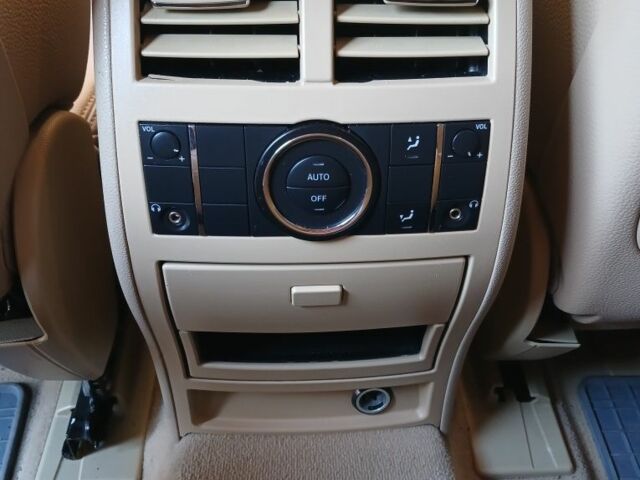 Черный Мерседес МЛ 350, объемом двигателя 3.5 л и пробегом 234 тыс. км за 13500 $, фото 21 на Automoto.ua