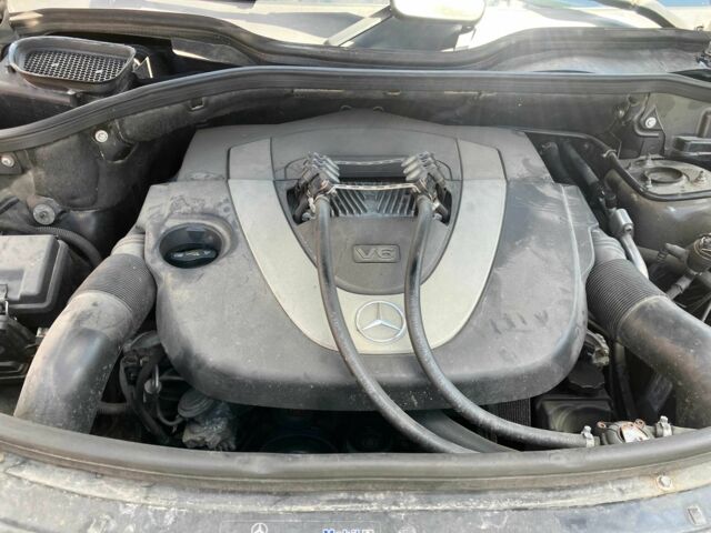 Мерседес МЛ 350 2008 у Броварах на Automoto.ua Чорний Мерседес МЛ 350, об'ємом двигуна 3.5 л та пробігом 163 тис. км за 11000 $, фото 21 на Automoto.ua