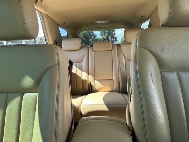 Черный Мерседес МЛ 350, объемом двигателя 3.5 л и пробегом 260 тыс. км за 9300 $, фото 16 на Automoto.ua