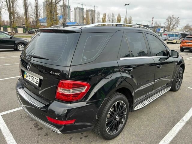 Черный Мерседес МЛ 350, объемом двигателя 3.5 л и пробегом 128 тыс. км за 15200 $, фото 3 на Automoto.ua