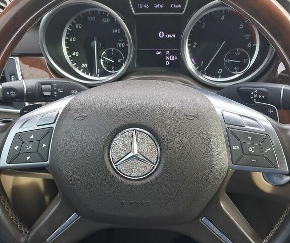 Чорний Мерседес МЛ 350, об'ємом двигуна 3 л та пробігом 2 тис. км за 24500 $, фото 2 на Automoto.ua