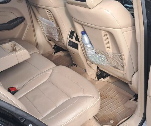 Чорний Мерседес МЛ 350, об'ємом двигуна 3 л та пробігом 2 тис. км за 24500 $, фото 5 на Automoto.ua