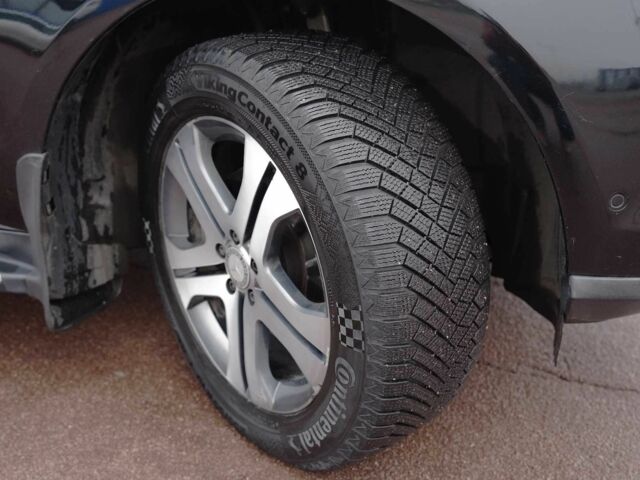 Черный Мерседес МЛ 350, объемом двигателя 3 л и пробегом 255 тыс. км за 25000 $, фото 10 на Automoto.ua