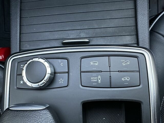 Черный Мерседес МЛ 350, объемом двигателя 3 л и пробегом 100 тыс. км за 30000 $, фото 5 на Automoto.ua