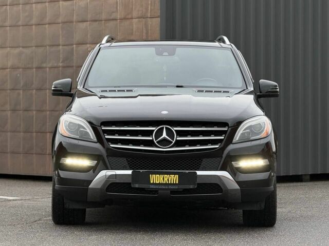 Черный Мерседес МЛ 350, объемом двигателя 3.5 л и пробегом 331 тыс. км за 16950 $, фото 1 на Automoto.ua