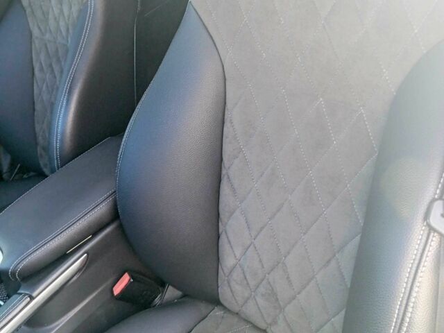 Серый Мерседес МЛ 350, объемом двигателя 3.5 л и пробегом 303 тыс. км за 8999 $, фото 8 на Automoto.ua