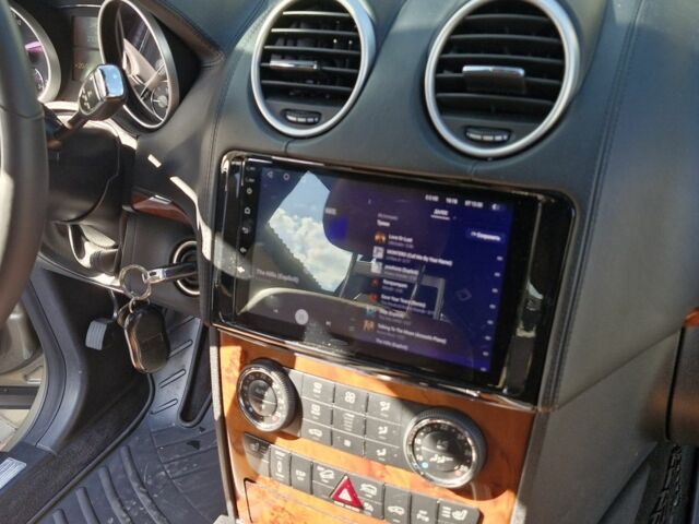 Бежевий Мерседес МЛ 500, об'ємом двигуна 5.5 л та пробігом 251 тис. км за 17899 $, фото 20 на Automoto.ua