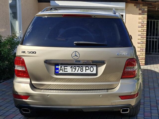 Бежевий Мерседес МЛ 500, об'ємом двигуна 5.5 л та пробігом 251 тис. км за 17899 $, фото 5 на Automoto.ua