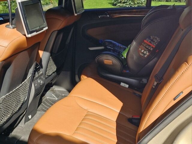 Бежевий Мерседес МЛ 500, об'ємом двигуна 5.5 л та пробігом 251 тис. км за 17899 $, фото 9 на Automoto.ua