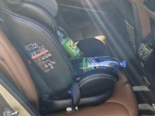 Бежевий Мерседес МЛ 500, об'ємом двигуна 5.5 л та пробігом 251 тис. км за 17899 $, фото 16 на Automoto.ua