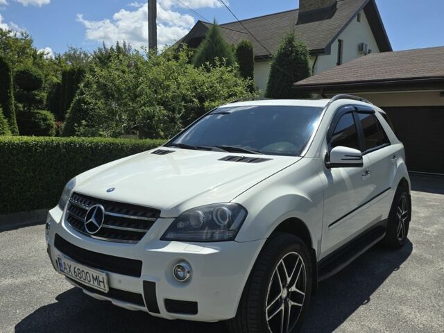 Білий Мерседес МЛ 550, об'ємом двигуна 5.5 л та пробігом 200 тис. км за 11500 $, фото 8 на Automoto.ua