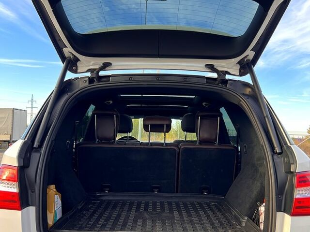 Мерседес МЛ класс 2014 в Запорожье на Automoto.ua Белый Мерседес МЛ класс, объемом двигателя 3 л и пробегом 262 тыс. км за 29800 $, фото 8 на Automoto.ua