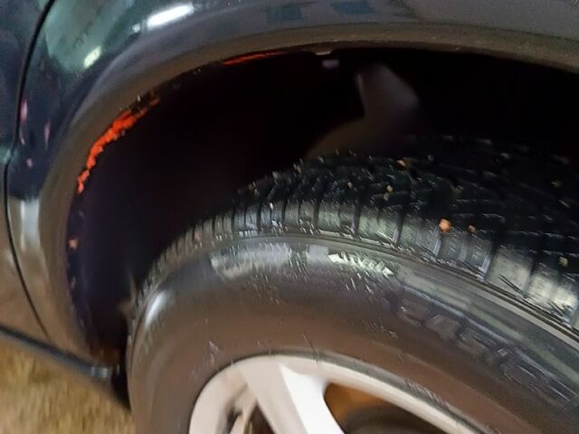 Черный Мерседес МЛ класс, объемом двигателя 2.7 л и пробегом 266 тыс. км за 6400 $, фото 11 на Automoto.ua