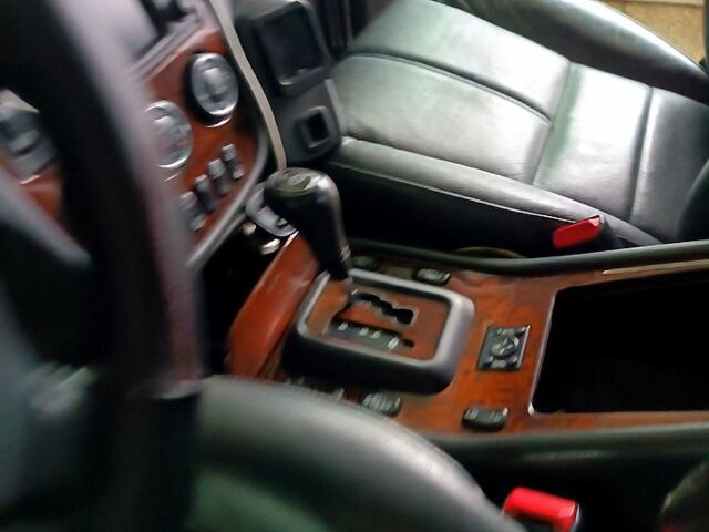 Черный Мерседес МЛ класс, объемом двигателя 2.7 л и пробегом 266 тыс. км за 6400 $, фото 12 на Automoto.ua