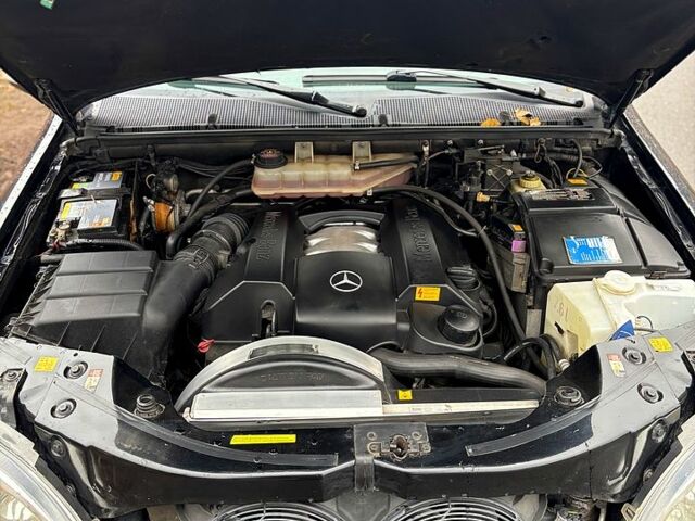 Черный Мерседес МЛ класс, объемом двигателя 3.7 л и пробегом 270 тыс. км за 8999 $, фото 5 на Automoto.ua