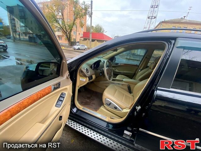 Черный Мерседес МЛ класс, объемом двигателя 3.5 л и пробегом 204 тыс. км за 10200 $, фото 8 на Automoto.ua