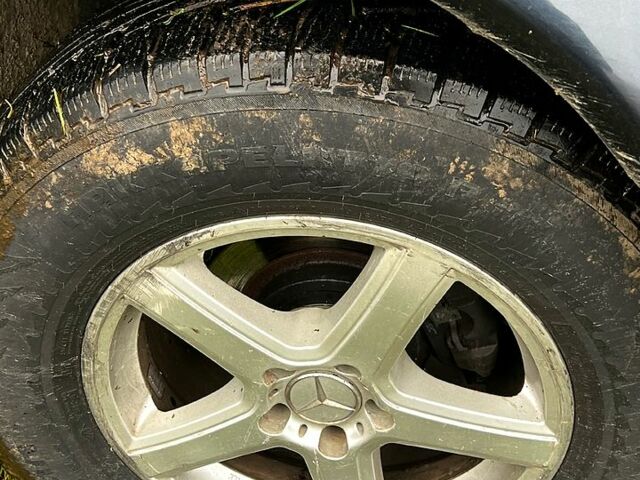 Мерседес МЛ класс, объемом двигателя 2.7 л и пробегом 360 тыс. км за 5000 $, фото 10 на Automoto.ua