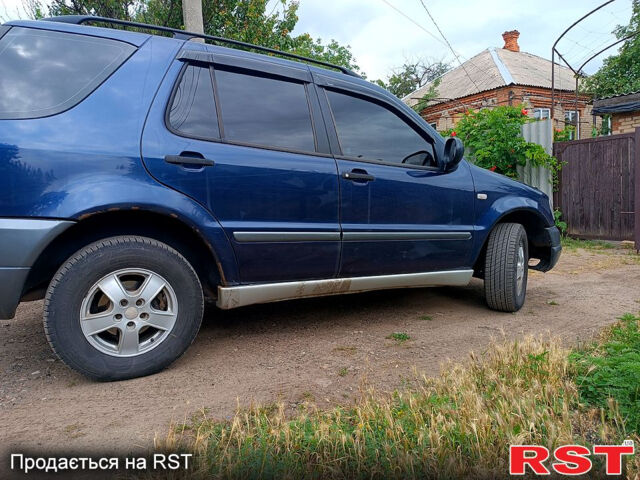 Мерседес МЛ класс, объемом двигателя 2.7 л и пробегом 340 тыс. км за 4700 $, фото 9 на Automoto.ua