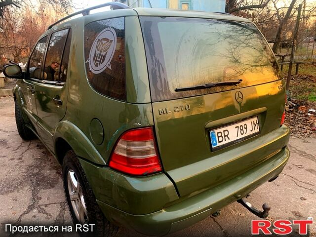 Мерседес МЛ класс, объемом двигателя 2.7 л и пробегом 400 тыс. км за 4200 $, фото 1 на Automoto.ua