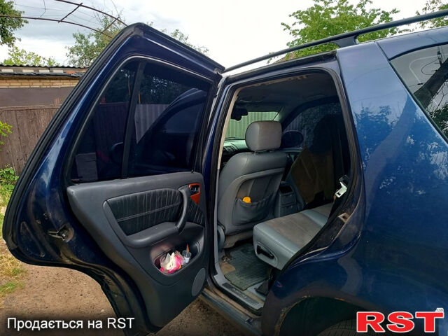 Мерседес МЛ класс, объемом двигателя 2.7 л и пробегом 340 тыс. км за 4700 $, фото 10 на Automoto.ua
