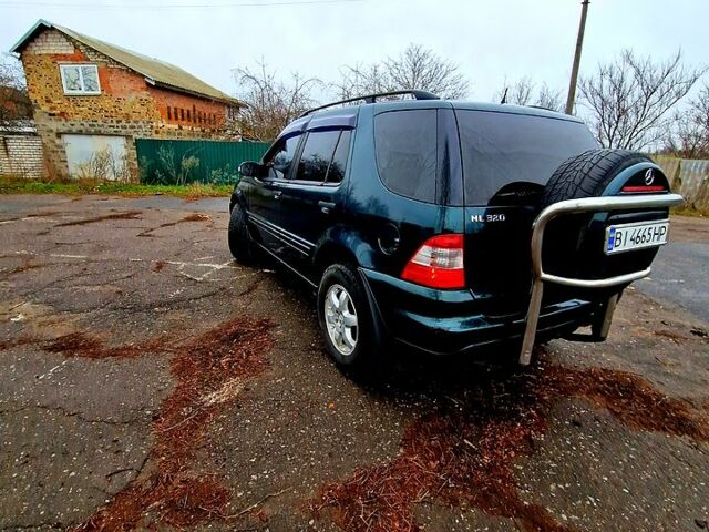 Мерседес ML-Class, об'ємом двигуна 3.2 л та пробігом 200 тис. км за 5750 $, фото 12 на Automoto.ua