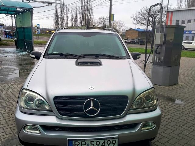 Мерседес МЛ класс, объемом двигателя 2.7 л и пробегом 362 тыс. км за 4000 $, фото 7 на Automoto.ua