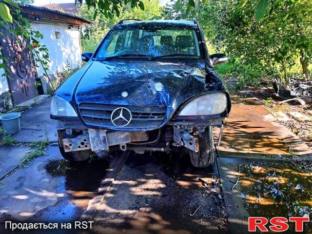Мерседес МЛ класс, объемом двигателя 2.7 л и пробегом 205 тыс. км за 1700 $, фото 3 на Automoto.ua